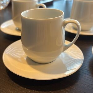 Espresso cups and saucer. Set of 4. Bavaria, Germany.  Perfect condition. White.